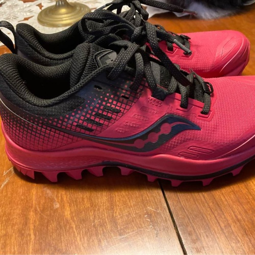 Saucony Peregrine 10 size 8